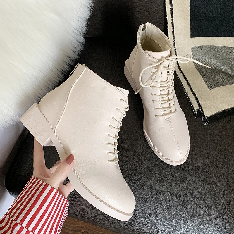 Женская обувь Прямая поставка Осенняя женские черные ботинки челси без шнуровки