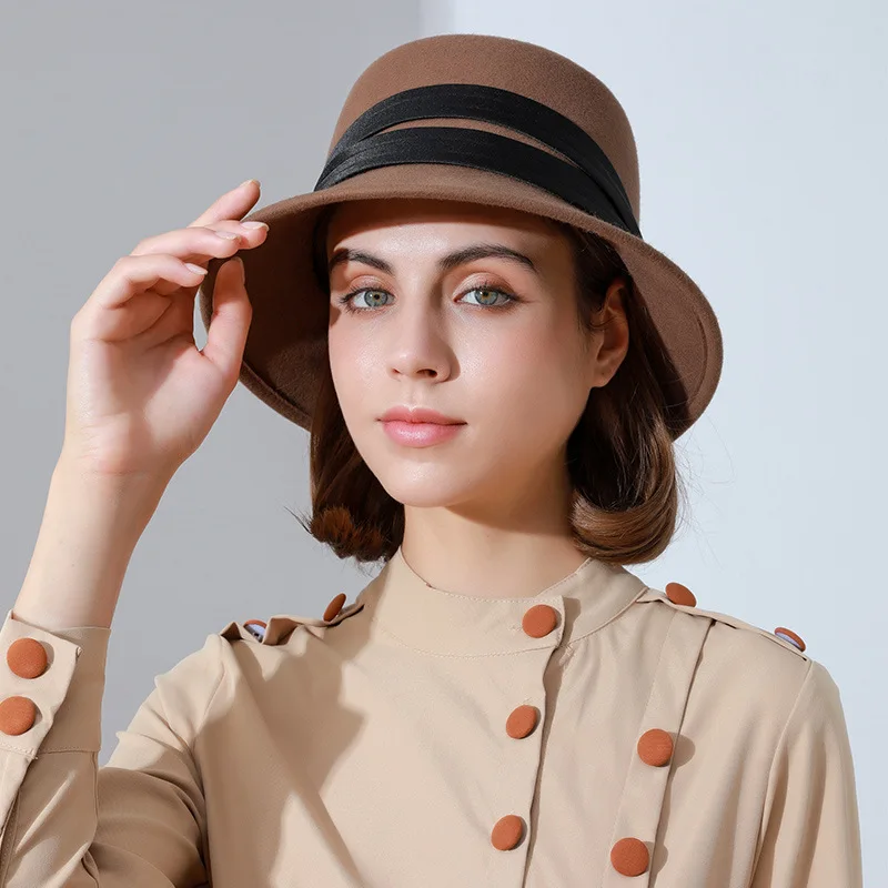 

2022 японская модная простая шапка в рыбацком стиле шерстяная шапка женские Панамы с ремнем головные уборы с плоским верхом Роскошная кашеми...