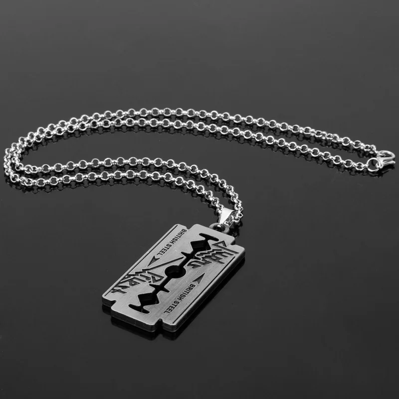 

British rock band Judas pride blade Necklace personality creative razor pendant Pendant Jewelry