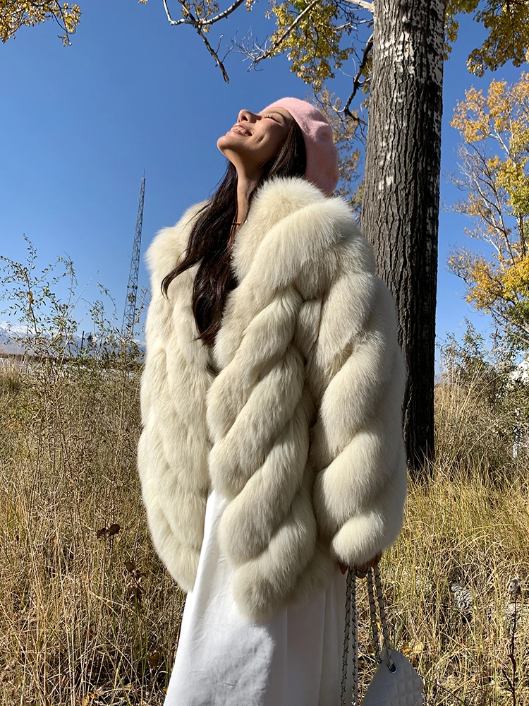 Women Winter Real Fur Coat Natural Whole Skin Genuine Fox Fur Coats Medium Length V-neck Thick Warm Fur Overcoat Trendy Female