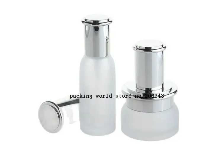 50 г матовая стеклянная банка с серебряной крышкой для ночного дневного