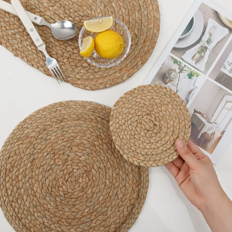 

Natural Table Mat Handmade Water Hyacinth Woven Placemat Round Braided Mat Heat Resistant Hot Insulation Anti-Skidding Pad