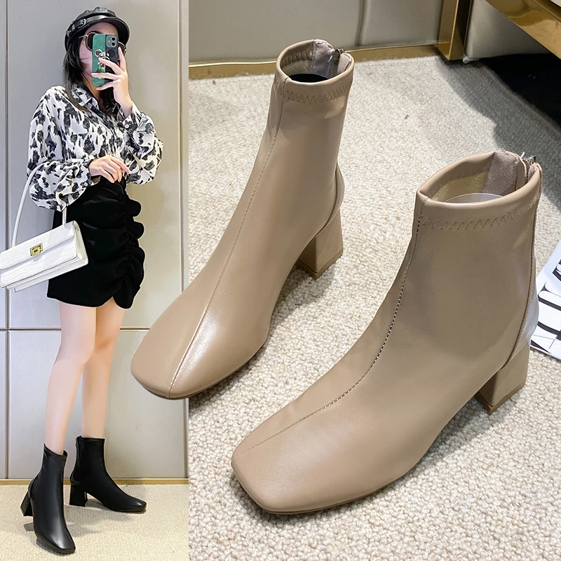 

2022 Fashion Short Boots Women's Boots Autumn 2020 New Wild Square Toe Thick Heel Middle Heel British Chelsea Boots