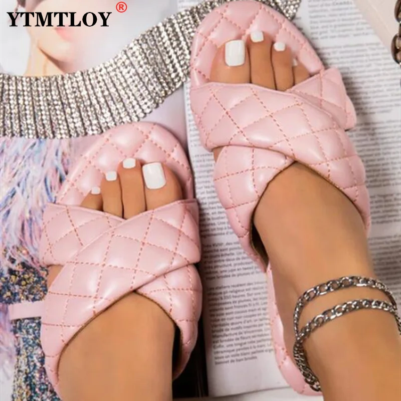 

New Women Summer Outdoor Sandy Beach Fashion Skid-Proof Slippers Female Recreational Leather Flat Sandals Home Shoes Pink