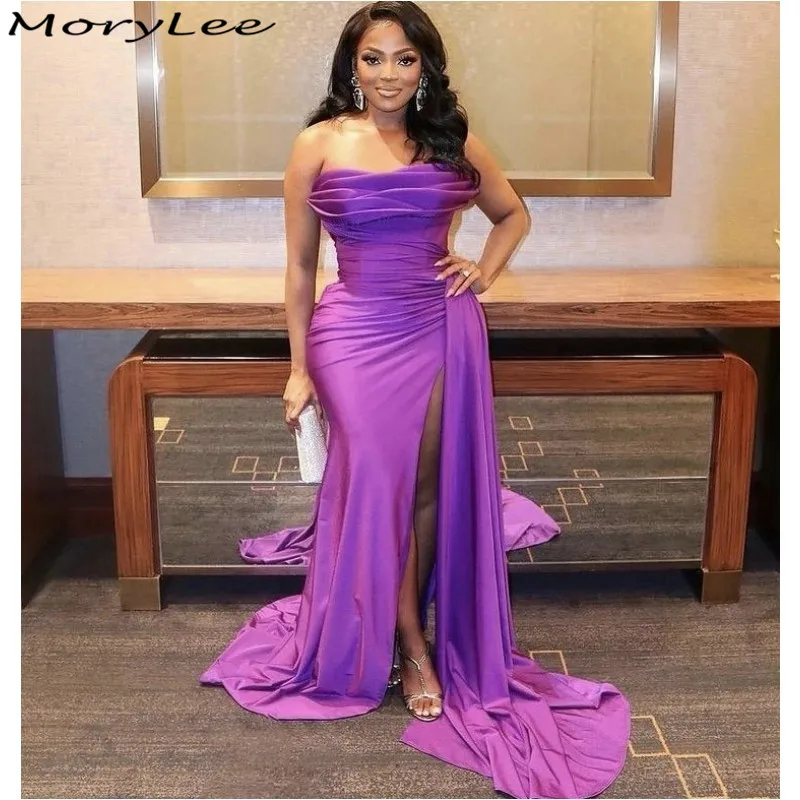 

Женское атласное платье с разрезом сбоку, со шнуровкой на спине