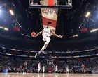 Giannis Antetokounmpo баскетбольная звезда 8, шелковая ткань, яркая декоративная наклейка