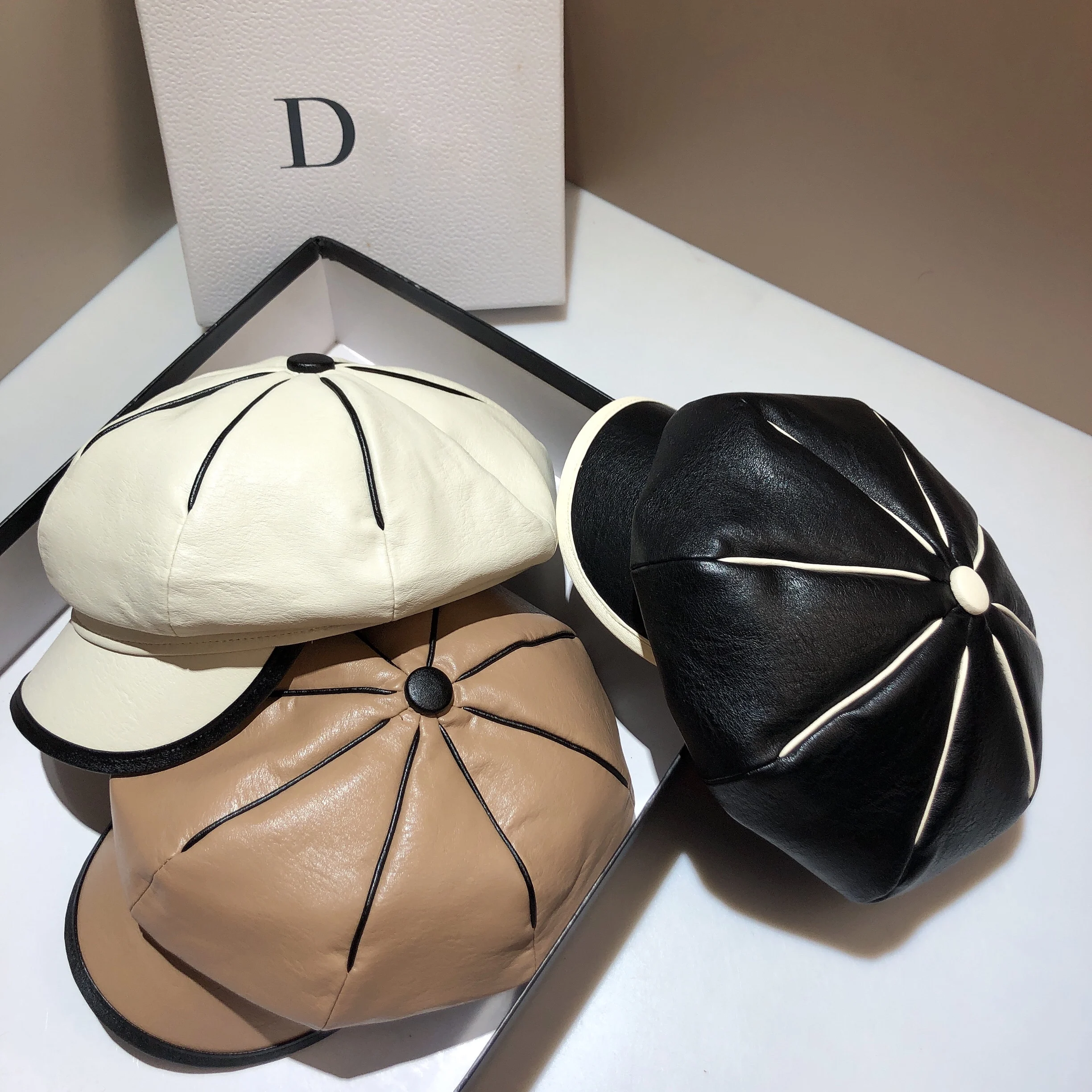 

Leather Newsboy Cap Quality Fashion Artist PU Leather Female Korean Octagonal cap Spring Winter Casual Beret women Flat Hat