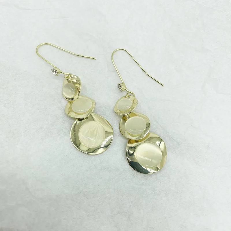 

LCJ 2021 Punk Jewelry for Cool Women Girl Friendship Gifts New Fashion Cute Sweet Summer Cloud Drop Earrings