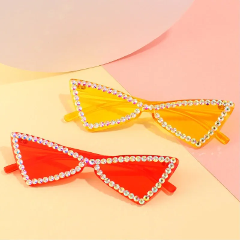 

Sexy Triangle Cat Eye Sunglasses Women Rimless Vintage Rhinestone Sun Glasses Female Lady Candy Color Eyewear Shades for Women