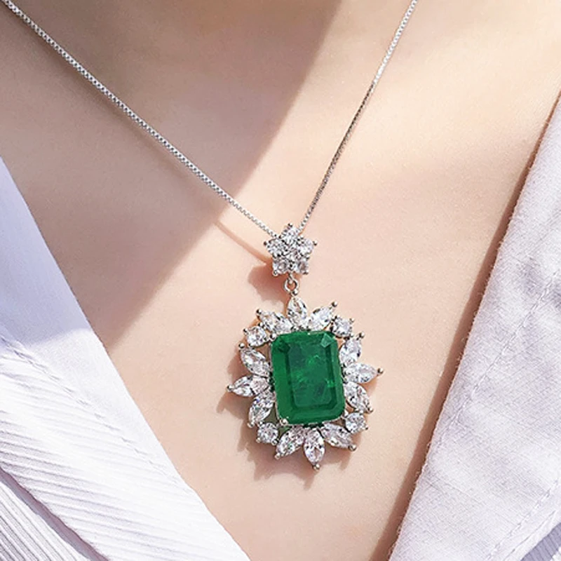 

New Charm Vintage 100% 925 Sterling Silver Created Moissanite Emerald Gemstone Wedding Pendent Necklace Fine Jewelry for Women