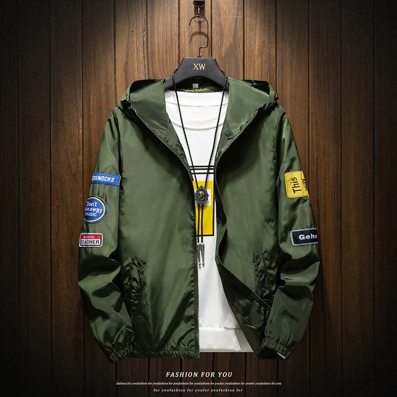 2021 Сезон весна осень Новая мода Slim Fit молодых для мужчин куртка с капюшоном тонкое