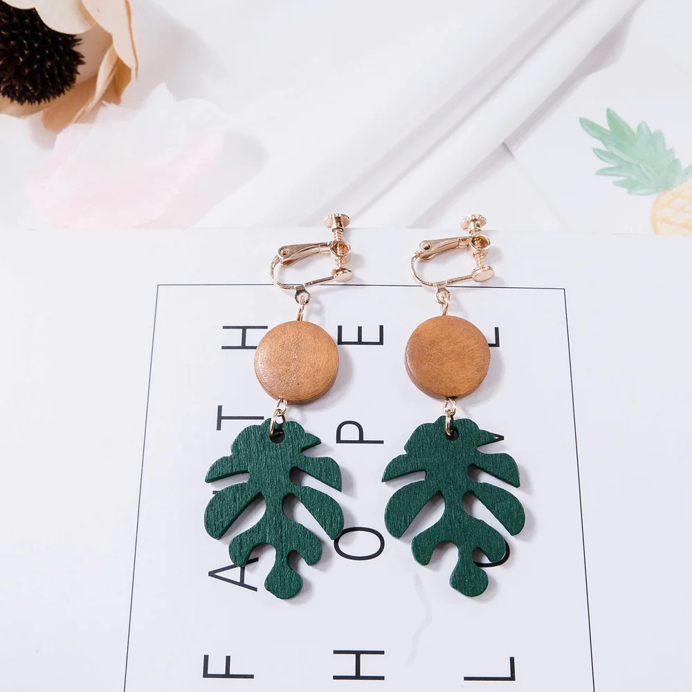 DAIWUJAN простые корейские милые маленькие деревянные серьги для девочек с