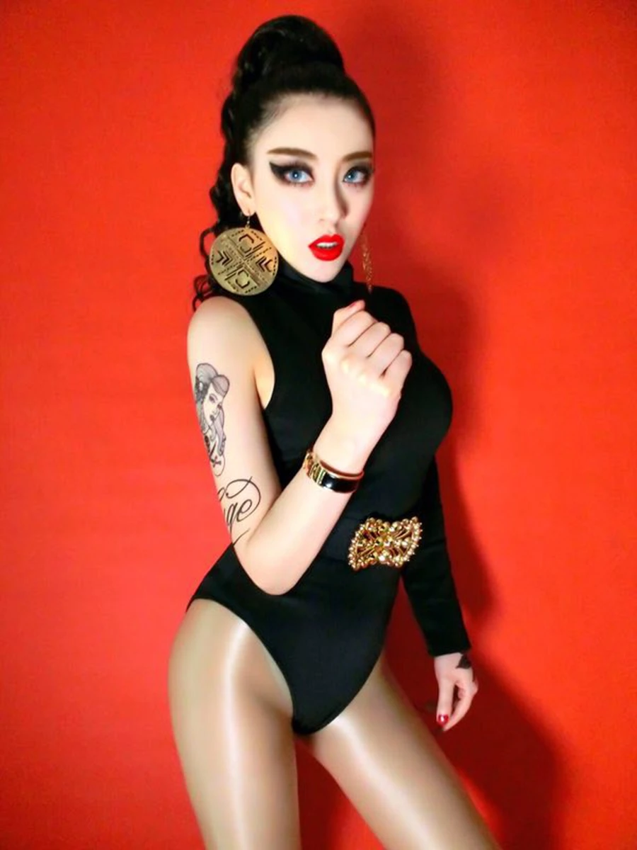 Черный красный боди с одним плечом стрейч-колготки на одно плечо бар ночной клуб