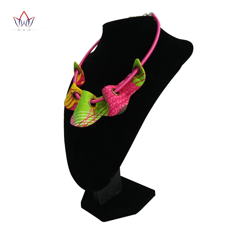 Ожерелье в африканском стиле с батиком из анкарской ткани ручная работа