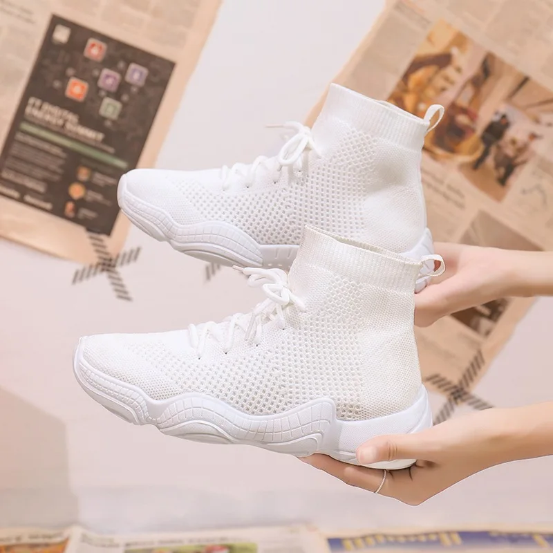 White high-top Женские кроссовки из сетчатого материала на шнуровке; однотонная обувь на плоской платформе с закрытым носком; тканевая трикотажная женская обувь на танкетке; сезон весна-осень; 812W - Цвет: White high-top