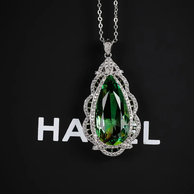 

Full Diamond Imitation Natural Emerald Stone Pendant Tourmaline Gems Single Pendant White Gold Color Collar for Women Jewelry