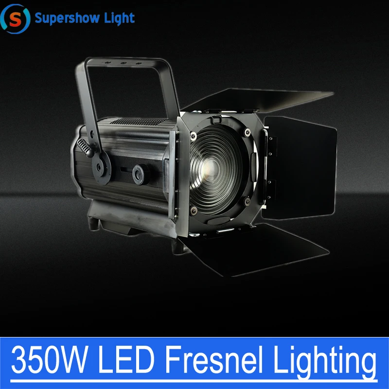 Светодиодный видео светильник с линзой Френеля регулируемой яркостью 350W RGBW 4in1