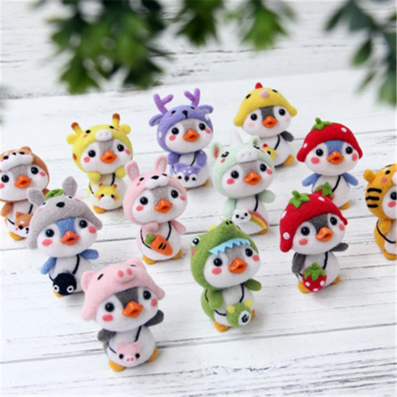 

LMDZ 12 Pcs Cute Animal Toy Doll Wool Felt Needle Kit DIY Handmade Non-Finished Product Wool Felt Set