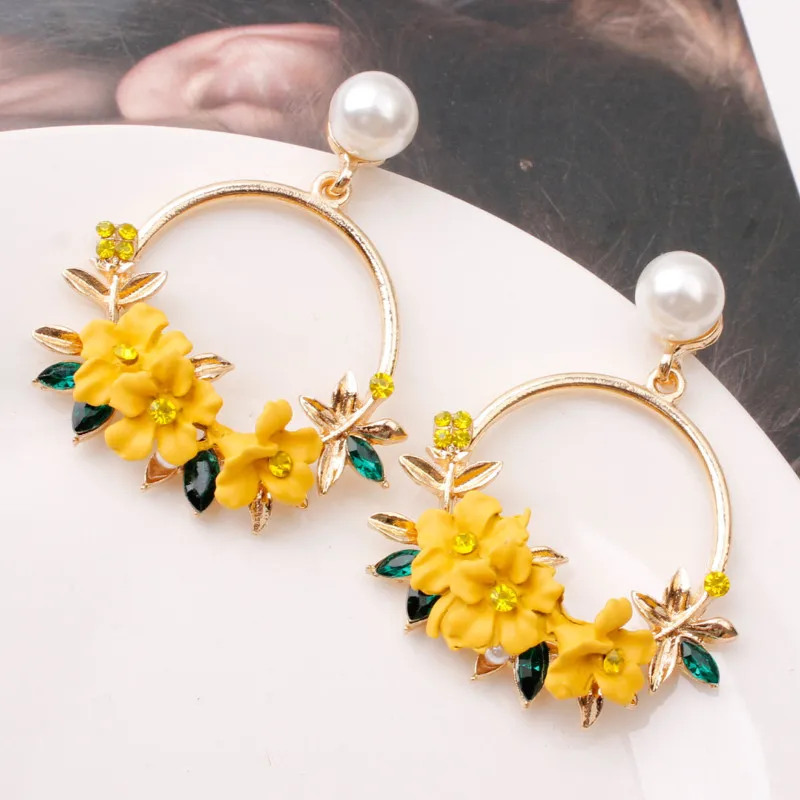 

Sweet Soft Clay Pearl Flower Earrings New Simple Fashion Jewelry for Women