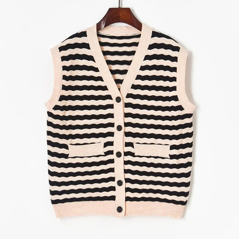 Женский кардиган с V-образным вырезом модельный абрикосового и черного цветов