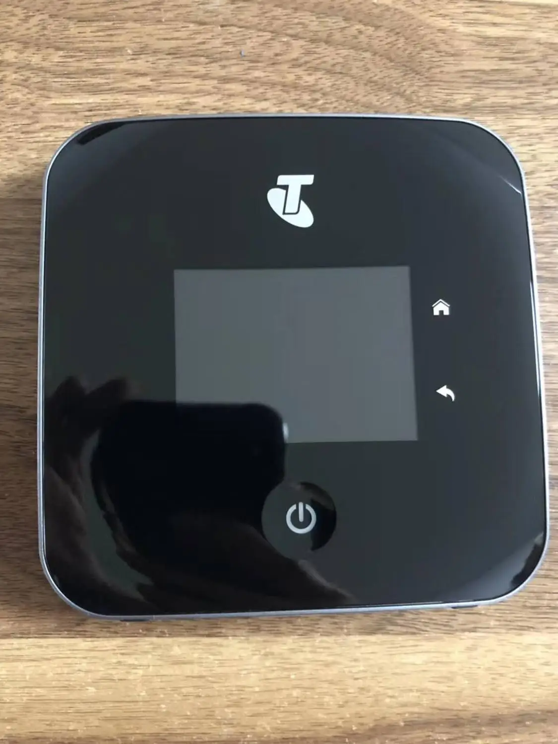 NETGEAR Nighthawk M2 Mobile Router LTE CAT20 Band1/3/7/8/20/28 LTE/4GX 700/900/1800/2100/2600 MHz 2Gbps 5-band CA 4X4MIMO MiFI | Компьютеры
