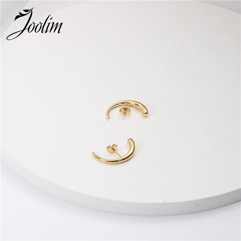 

Joolim Jewelry High Quality PVD Plated Finish Wholesale Waterproof Simple Ox Horn Stainless Steel Stud Earring for Women