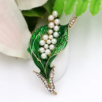 brand new arrival green enamel and simulated pearl brooches for dress decoration