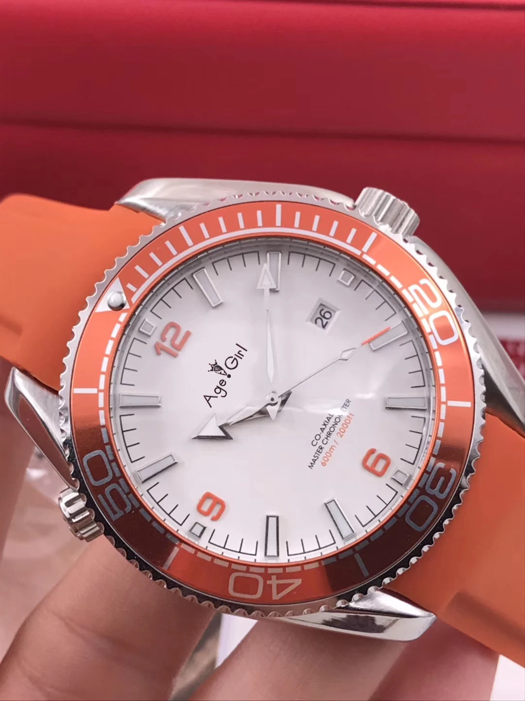 

2019 Luxury New Men Automatic Mechanical Watch White Orange Rubber Ceramic Bezel Stainless Steel James Bond 007 Sapphire