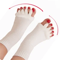 1pair five toes separators foot sock hallux valgus corrector bunion adjuster foot care alignment straightener socks