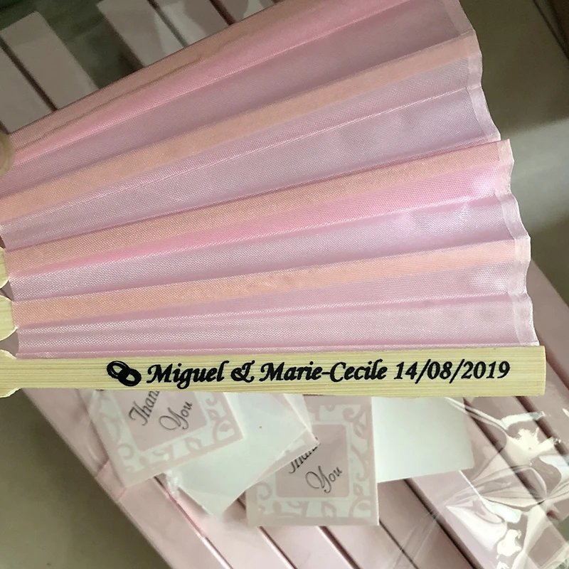 50 шт. индивидуальный складной ручной вентилятор из шелка и бамбука в сложенном