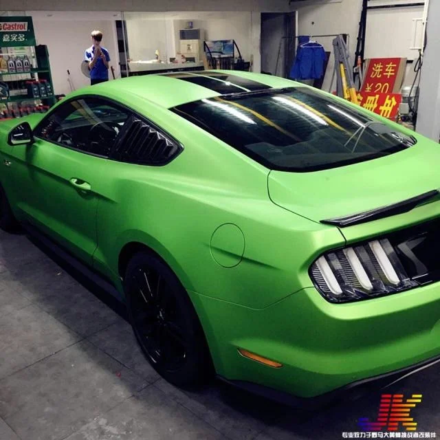 

Подходит для 15-21 Ford Mustang с маленьким хвостом из углеродного волокна, хвостом утенка и неподвижным крылом Gt350