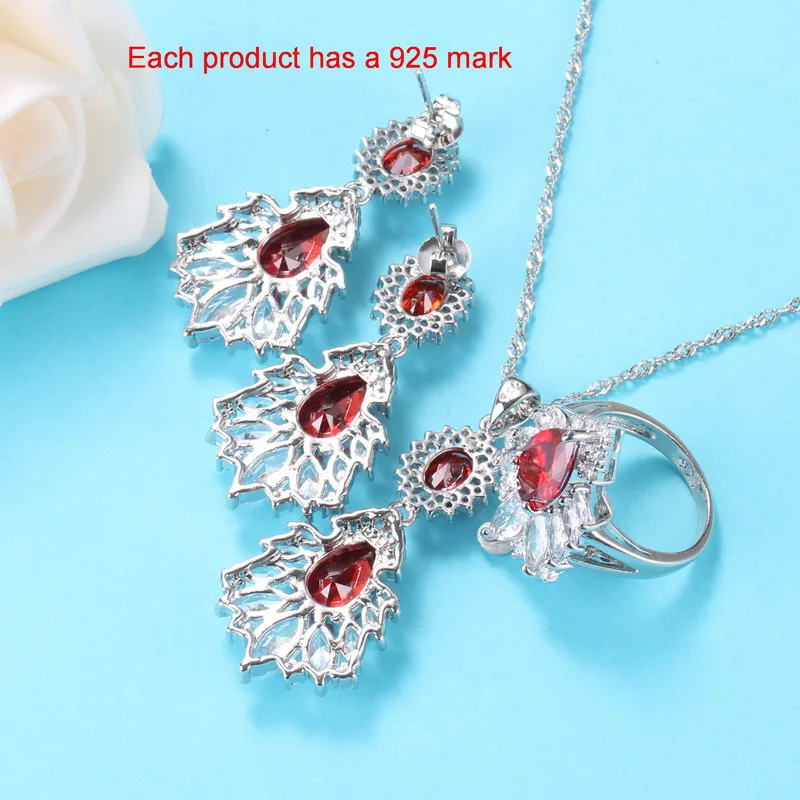 Женский комплект украшений из кольца и серёг серебра 925 пробы | Украшения