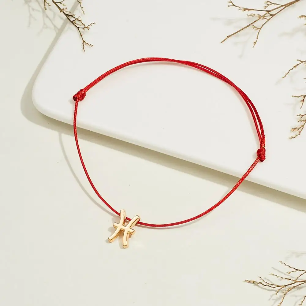 Браслет-цепочка из красной веревки с изображением двенадцати подвеска созвездия