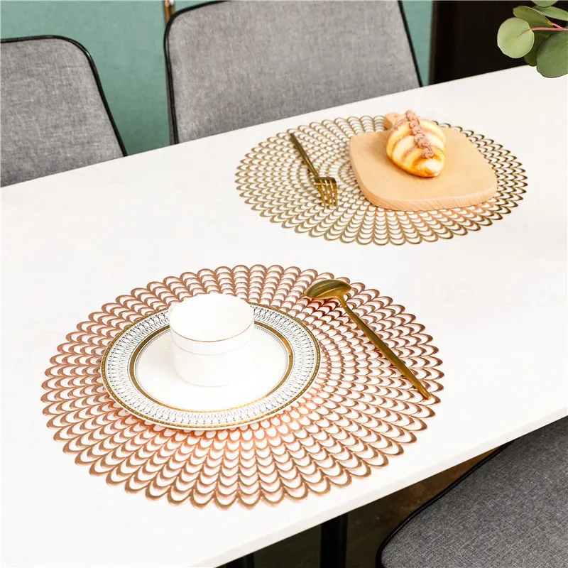 

Placemat Round PVC Hollow Hot Stamping Desgin Kitchen Decorative Non Slip Dining Table Mat Insulated Cups Coaster Diameter 38cm