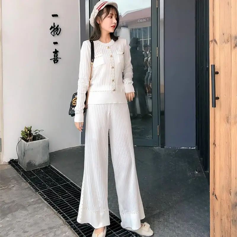 Осенний костюм женский однобортный свитер брюки с высокой талией и широкими