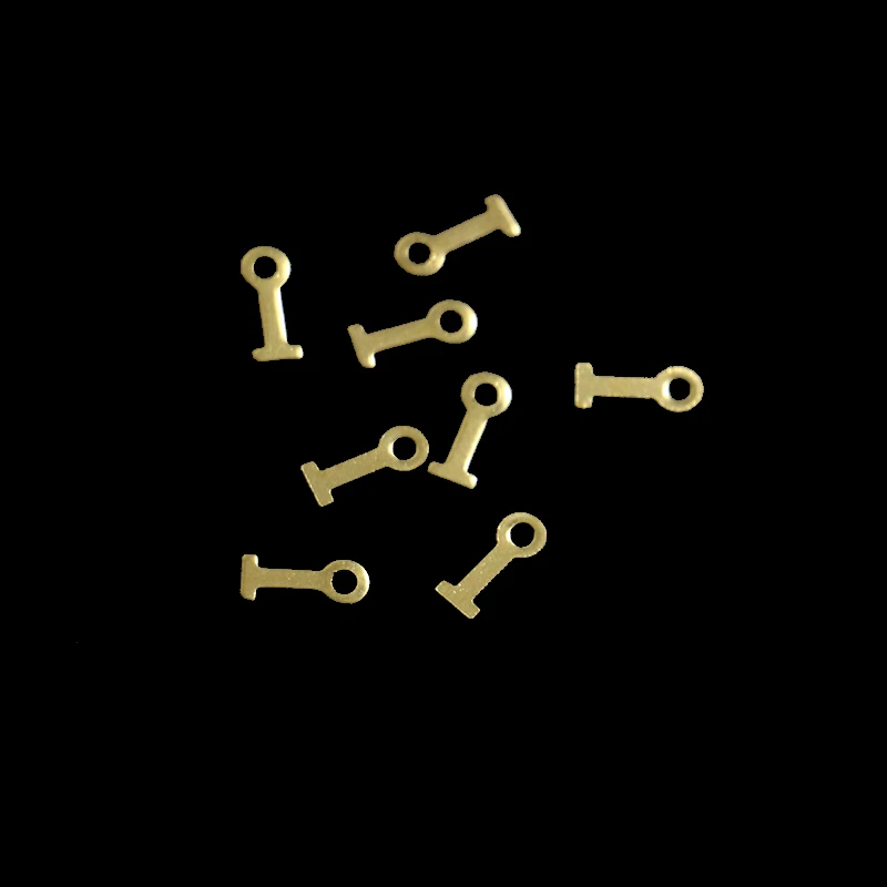 

Латунные аксессуары с одним отверстием в минималистичном стиле, мини-подвеска на цепочке до ключиц, ювелирные аксессуары с твердыми буквам...