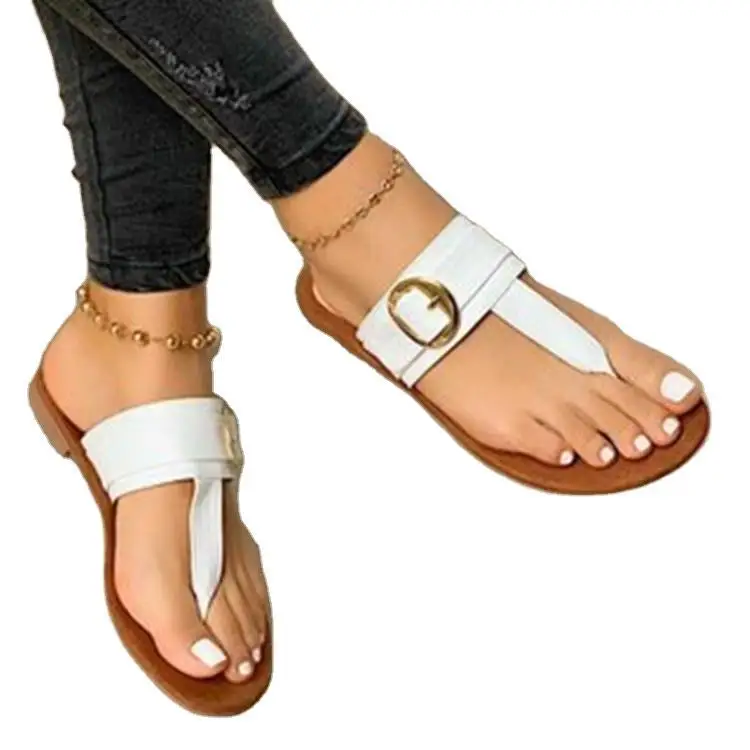 

2021 European and American trendy new female summer flip flops flat sandals fashionable and comfortable buckle slippers