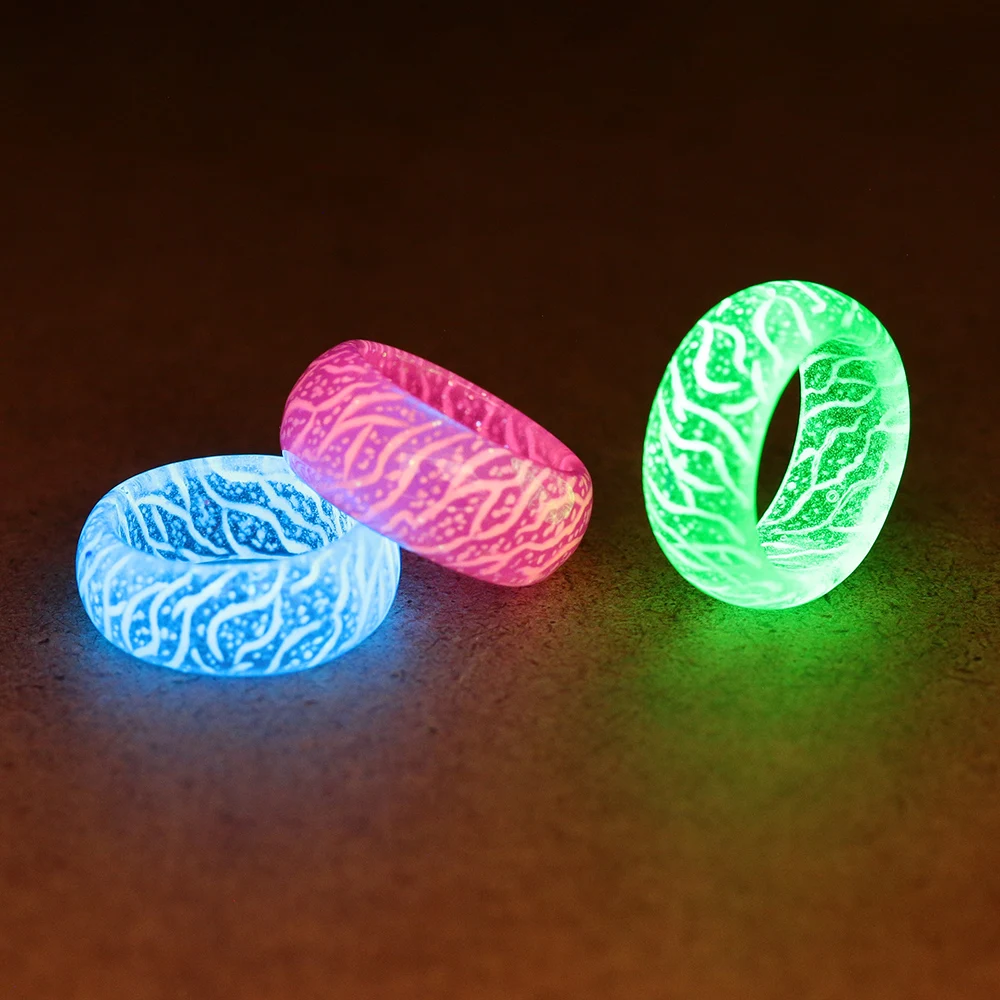 1Pc Night Light Luminous Resin Ring Fluorescent Design Finger Ring Size 7-11 Unisex Fashion Party Jewelry Glowing In The Dark
