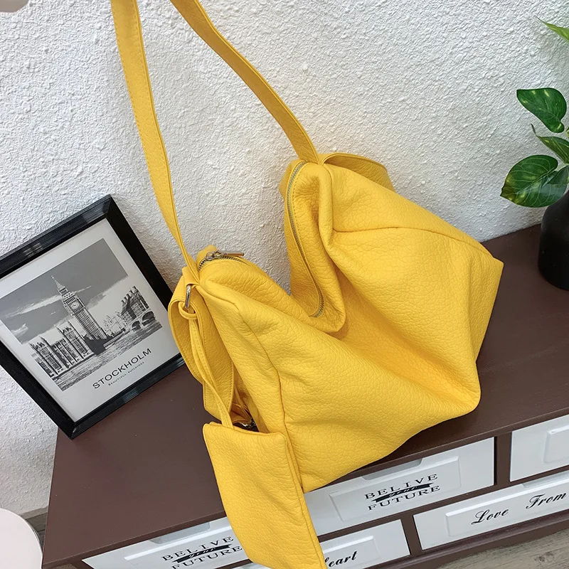 

High Quality Soft Leather Shoulder Bags For Women Solid Color Large Luxury Handbags Women Bags Designer Ladie Stylish Travel Bag