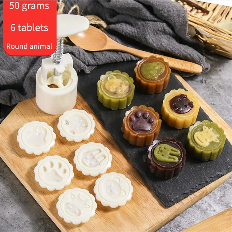 50-100g Plastic Moon Cake Molds Cookie Cutters With Stamps Chocolate / Press Cookies |