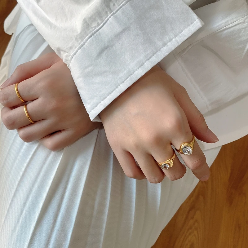 Кольцо женское из серебра 925 пробы с фианитами | Украшения и аксессуары