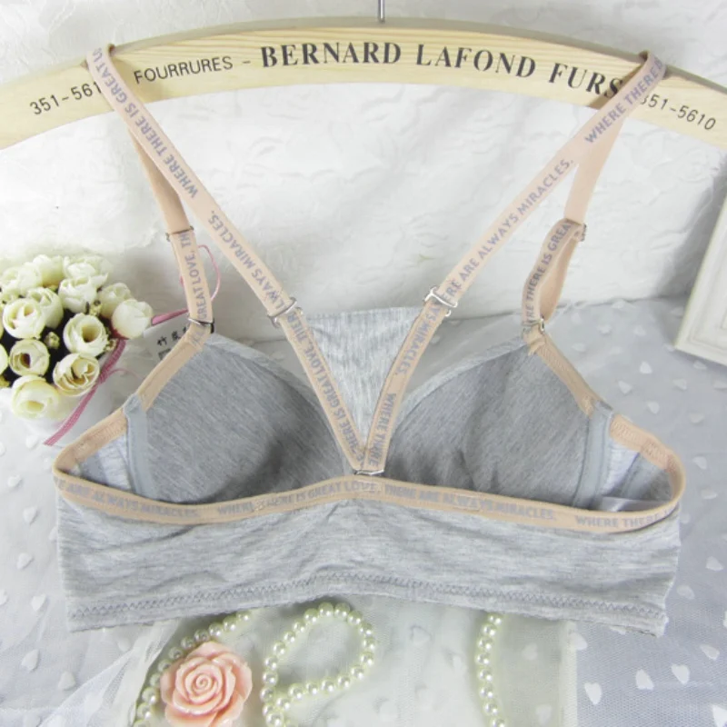 Красивая спина с лаконичным дизайном Удобные бесшовные бюстгальтера