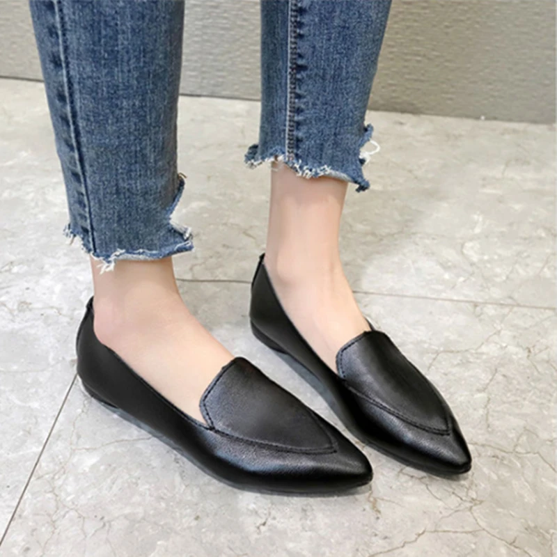 

LLOGAI Women Casual Sweet Black Pu Leather Slip on Loafers Lady Classic High Quality Sweet Wine Red Shoes Female Casual Flats