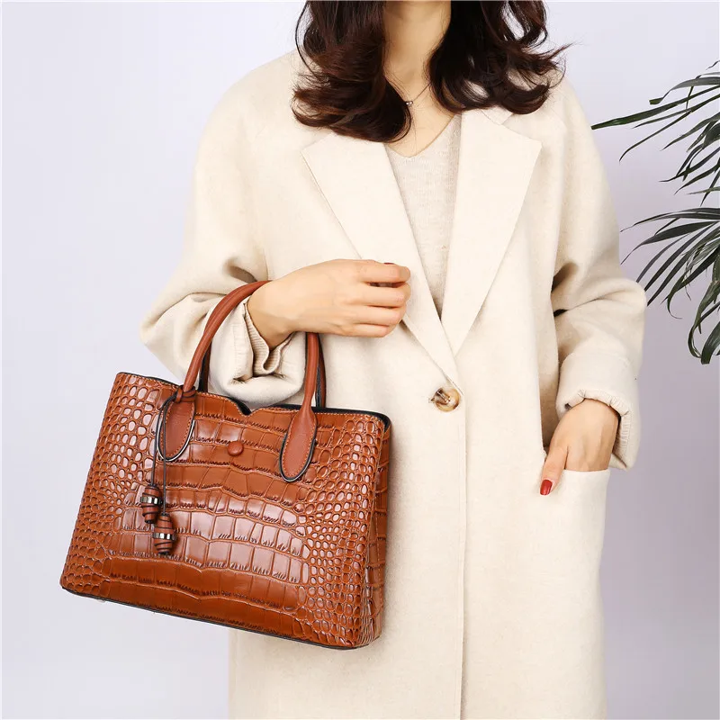 

European and American Style Crocodile Pattern Women Leather Retro Handbags Ladies Large-capacity Party Shoulder Bags Sac A Main