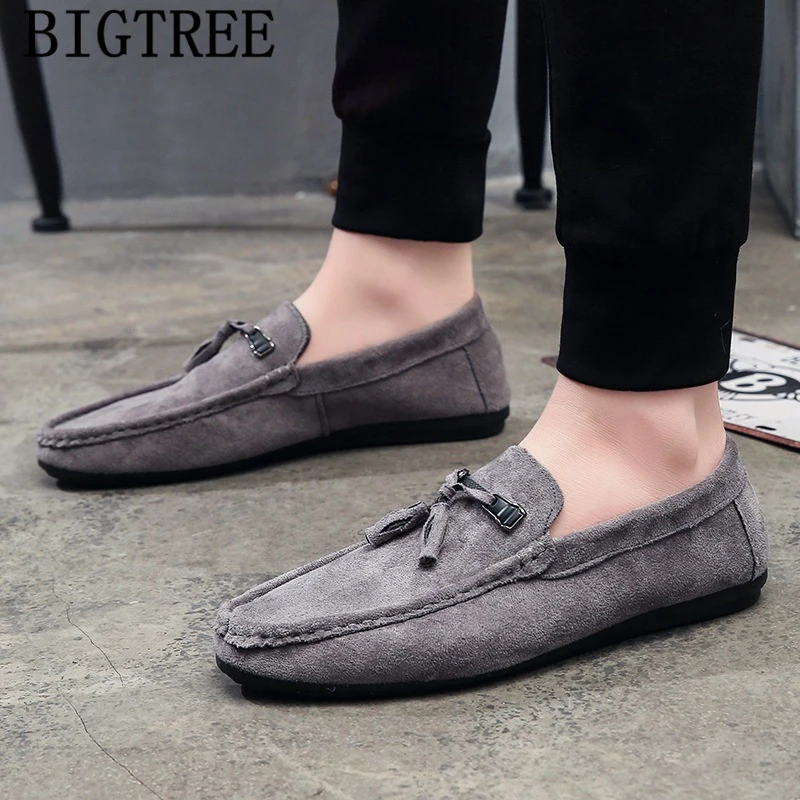 Мужские замшевые лоферы черные роскошные туфли с бахромой красные без застежки