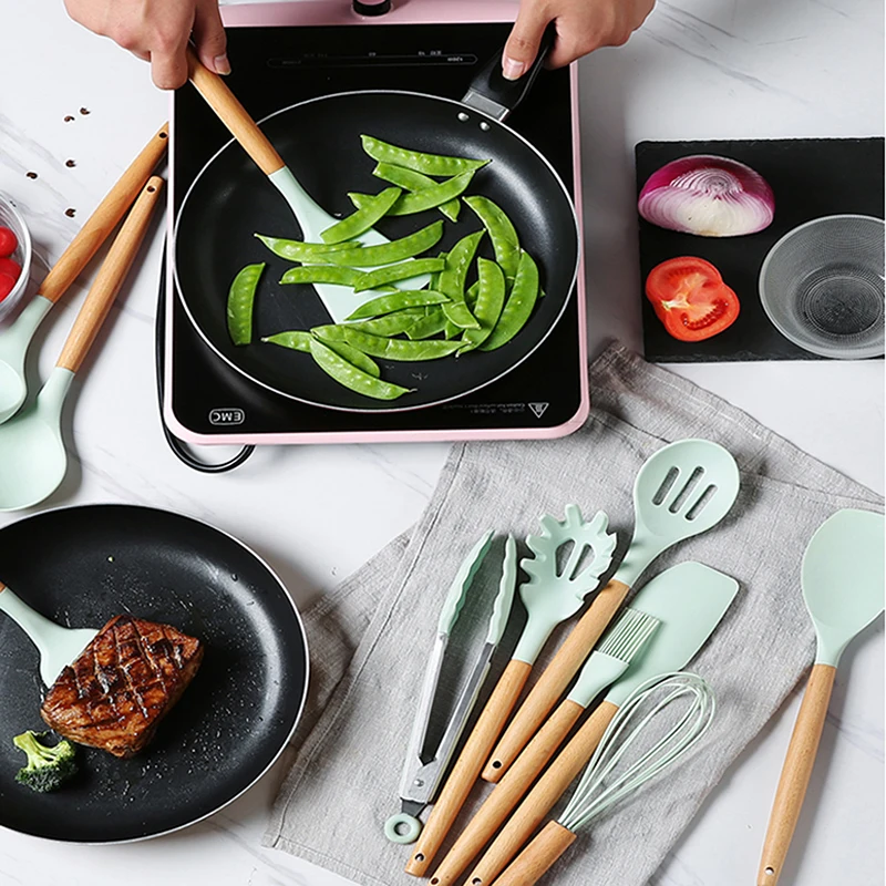 

Silicone Cooking Utensils Set Non-Stick Spatula Shovel Wooden Handle Cooking Tools Set With Storage Box Kitchen Tool Accessories