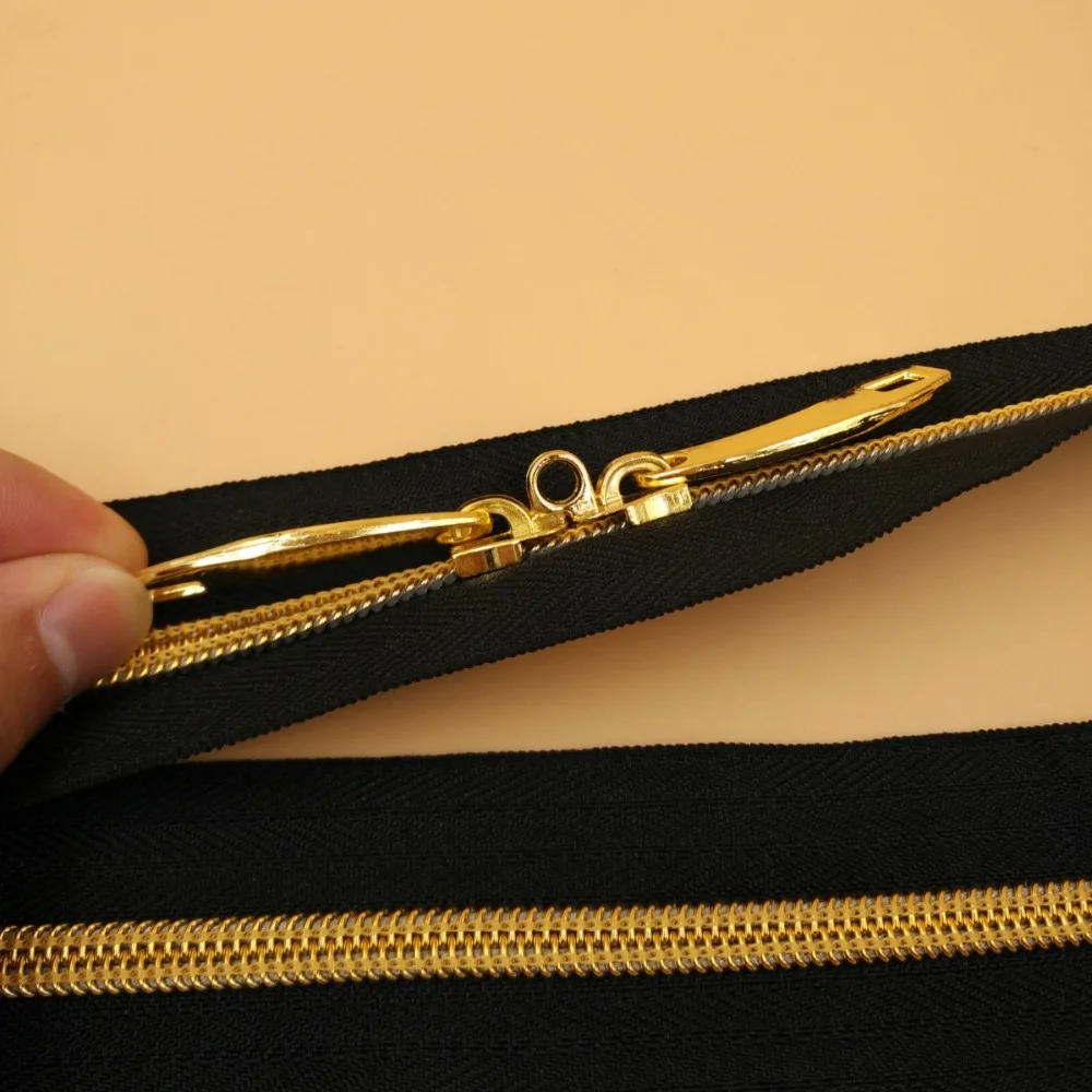 8 # черная ткань золотые зубья нейлоновая молния 5 метров + 4 слайдера с отверстием