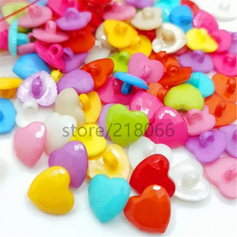 

suoja 100PCS 14mm Mix Color Shank Heart Plastic Buttons DIY Crafts Children's Clothing Garment Sewing Accessories