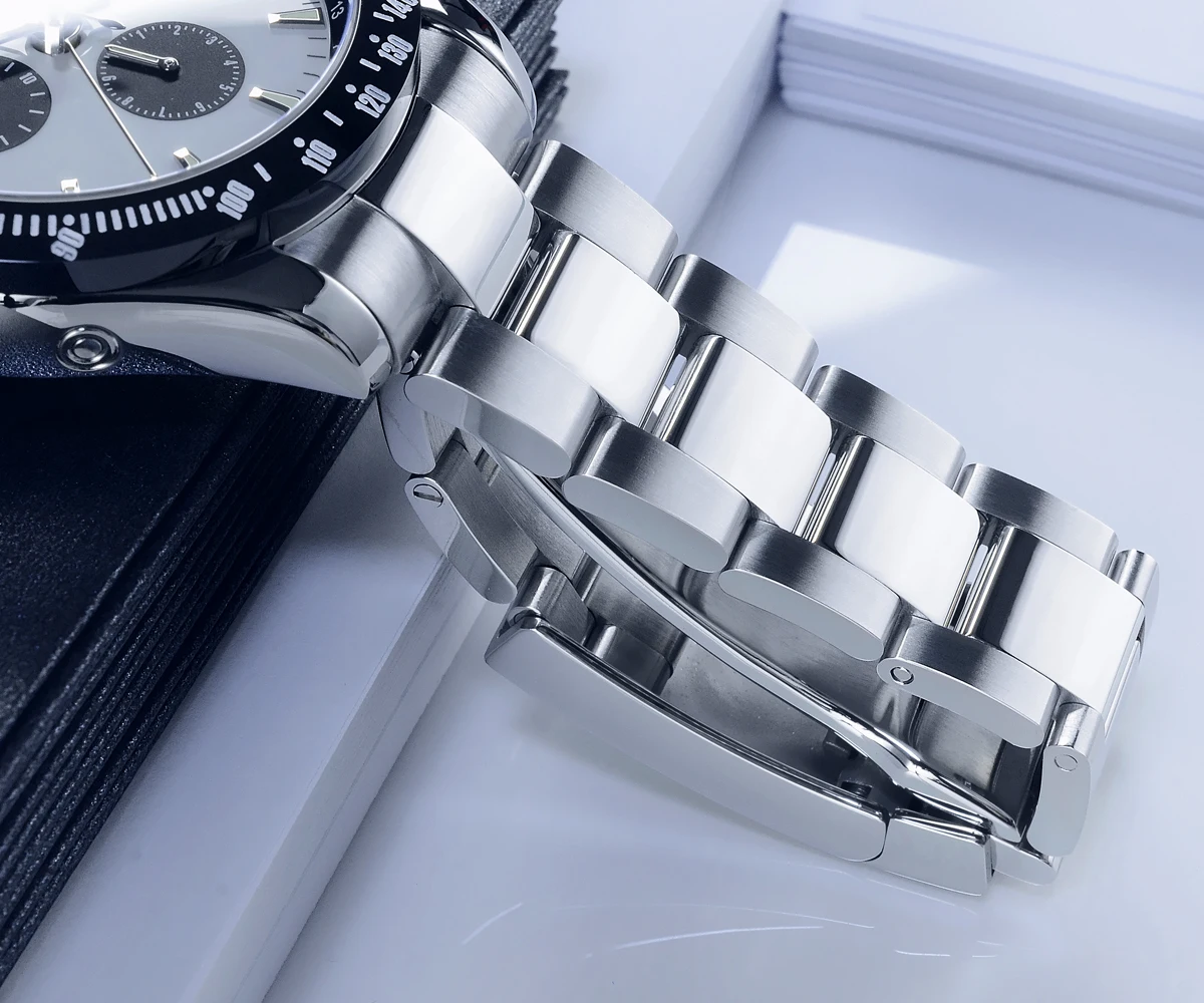 Lugyou San Martin Quartz Watch Men Chronograph Timepiece Sun ray Metal Band Sub Dials Pusher Sapphire 100m Water Resistant Glow