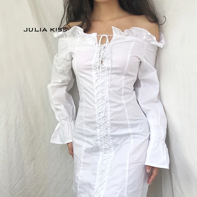 

Женское винтажное платье на шнуровке с оборкой A049